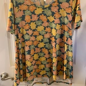 NWT LulaRoe Large Perfect T